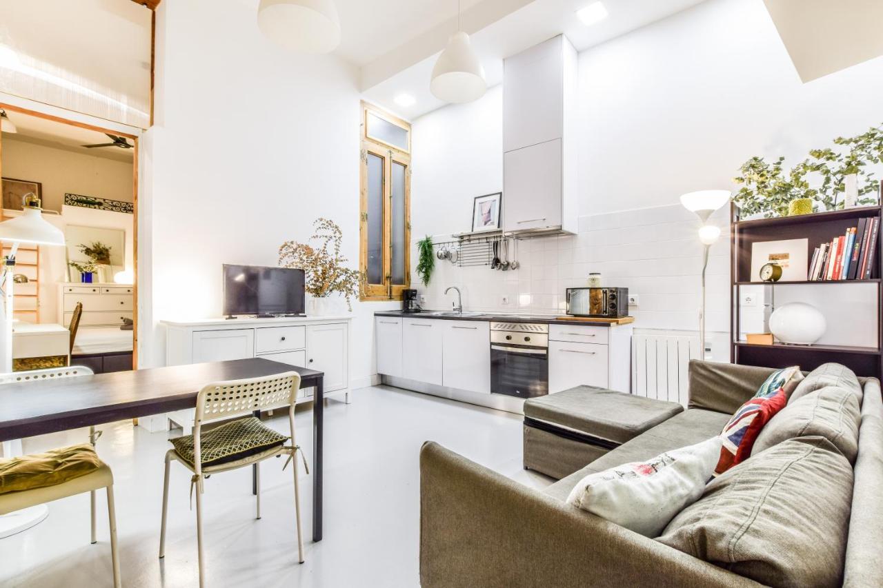 Piso De Ave Maria Apartment Madrid Bagian luar foto